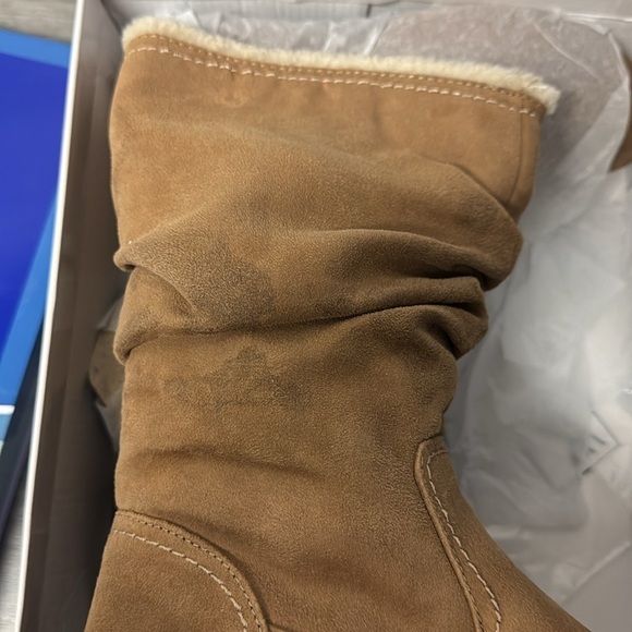WHITE MOUNTAIN Classic Tan Suede Boots with Side Zipper - Picture 5 of 5